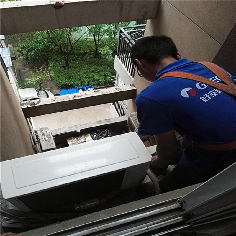 深圳福田百花空调左右扫风坏了维修大概多少钱